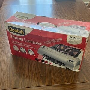 Scotch Thermal Laminator - Red and White